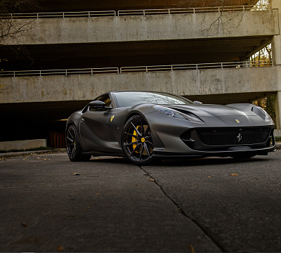 Фото дисков Vossen EVO-2 на Ferrari 812