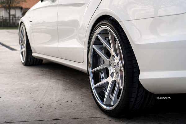 Фото дисков Strasse Wheels SM5 Deep Concave Глянцевый лак на Mercedes-Benz CLS (C218)