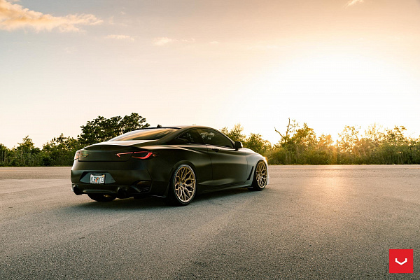 Фото дисков Vossen HF-2 Глянцевое золото на Infiniti Q60 II