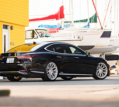 Фото дисков Vossen S17-01 на Lexus LS IV