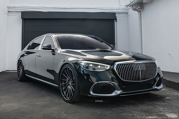 Фото дисков Strasse Wheels SV15T Deep Concave FS Другой цвет на Mercedes-Benz S-Class (W223)