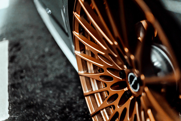 Фото дисков Brixton Forged HS1 Сатиновая медь на BMW 7 (G11/G12)