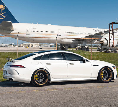 Фото дисков Strasse Wheels SV10M Deep Concave FS на Mercedes-Benz AMG GT I
