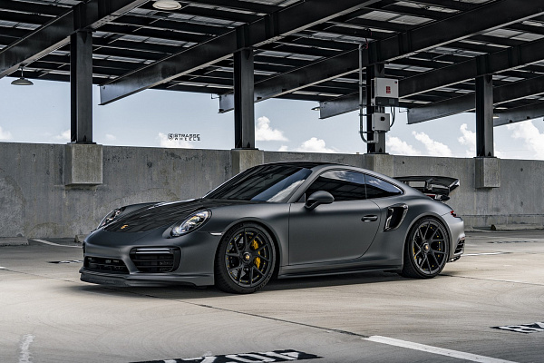 Фото дисков Strasse Wheels SM5RT Deep Concave Duoblock Черный сатин на Porsche 911 VII