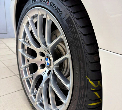 19" диски в дизайне BMW 359M и окрасе Hyper Silver