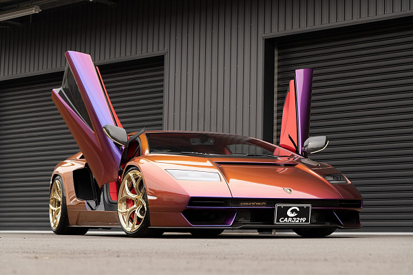 Фото дисков Anrky S2-X0 Глянцевое золото на Lamborghini Countach