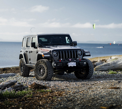 Фото дисков Black Rhino FUJI на Jeep Wrangler IV (JL)