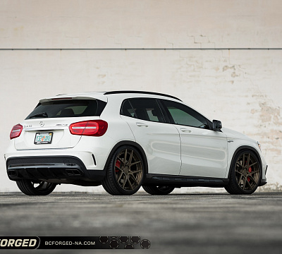 Фото дисков BC Forged HCA381 на Mercedes-Benz GLA (X156)