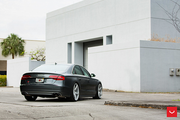 Фото дисков Vossen CV3 Серебро на Audi A/S 8 (D4)
