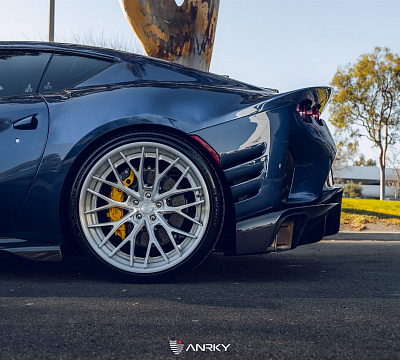 Фото дисков Anrky AN30 на Ferrari 812