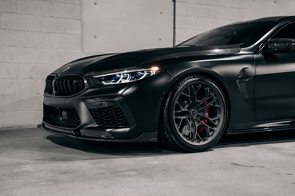 Фото дисков Brixton Forged PF14 R / RS Сатиновый темный лак на BMW 8/M8