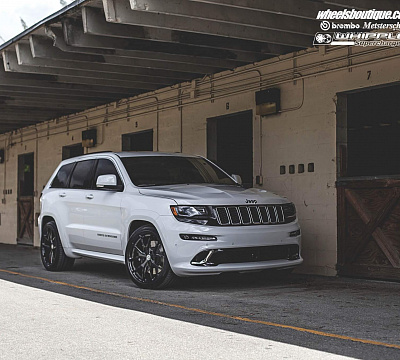 Фото дисков HRE P101 на Jeep Grand Cherokee IV