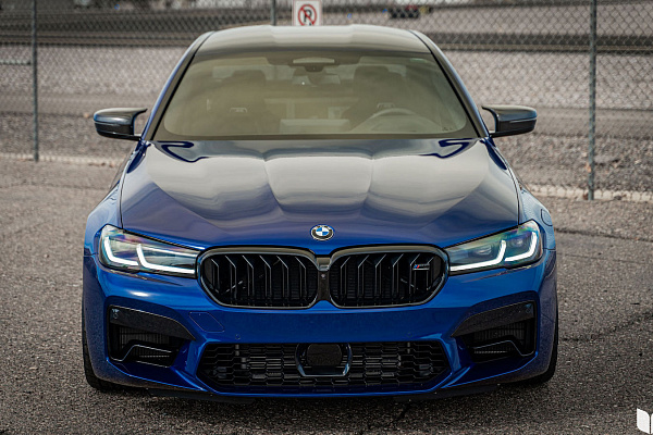 Фото дисков Strasse Wheels SV10M Deep Concave Duoblock Черный глянец на BMW 5/M5 (G30/F90)