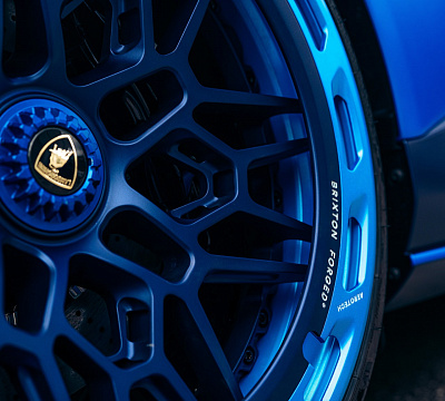 Фото дисков Brixton Forged FDE06 Aerotech на Lamborghini Huracan
