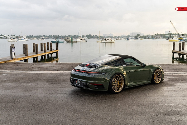 Фото дисков Anrky AN10 Глянцевое темное золото на Porsche 911 VIII