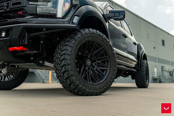 Фото дисков Vossen HF6-5 Черный глянец на Ford F-150 XIV