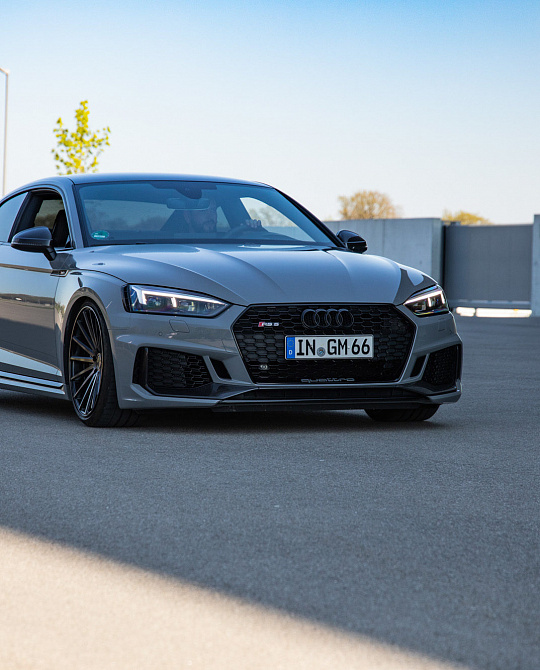 Фото дисков VFS-2 Глянцевый темный лак на Audi A/S/RS 5 (F5)