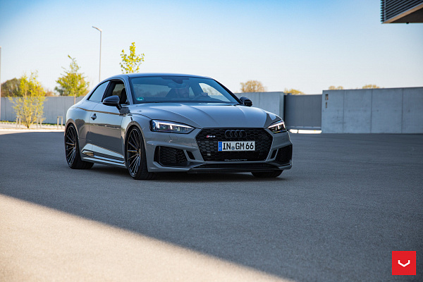 Фото дисков Vossen VFS-2 Глянцевый темный лак на Audi A/S/RS 5 (F5)