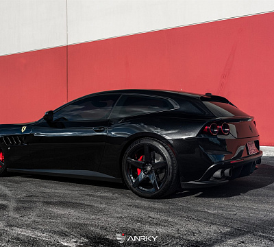 Фото дисков Anrky RS5.1 на Ferrari GTC4Lusso