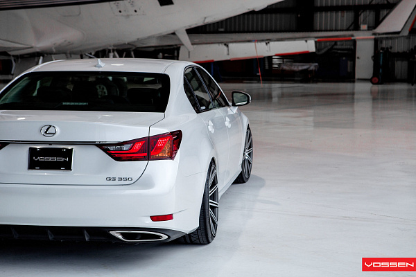 Фото дисков Vossen CV4 Алмазная проточка на Lexus GS IV