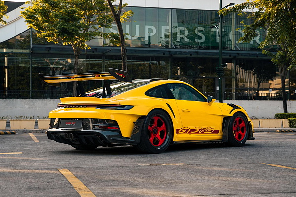Фото дисков Brixton Forged TR06 Красный сатин на Porsche 911 VIII
