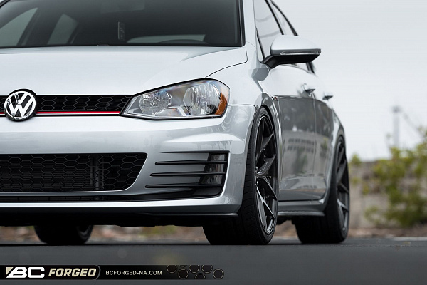 Volkswagen Golf MK7 GTI