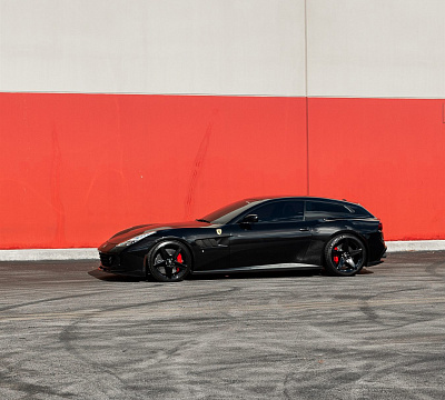 Фото дисков Anrky RS5.1 на Ferrari GTC4Lusso
