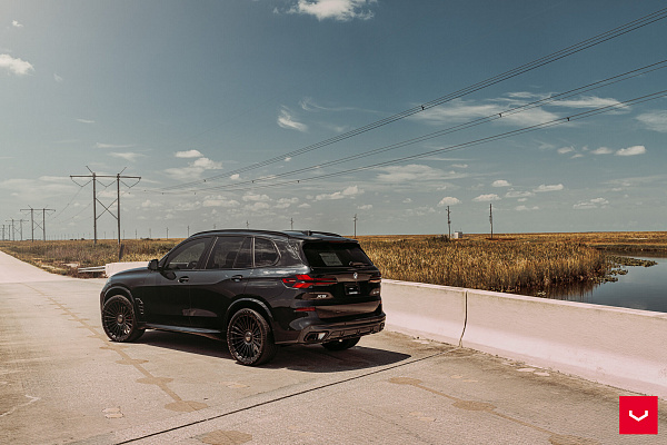 Фото дисков Vossen HF-8 Черный сатин на BMW X5/X5 M (G05/G18/F95)