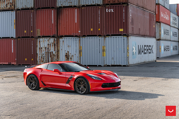 Фото дисков Vossen HF-5 Сатиновая бронза на Chevrolet Corvette C7