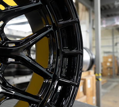 Vossen HFX-1 (6-Lug)