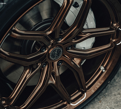 Фото дисков Brixton Forged PF12 R / RS на Porsche Cayenne III