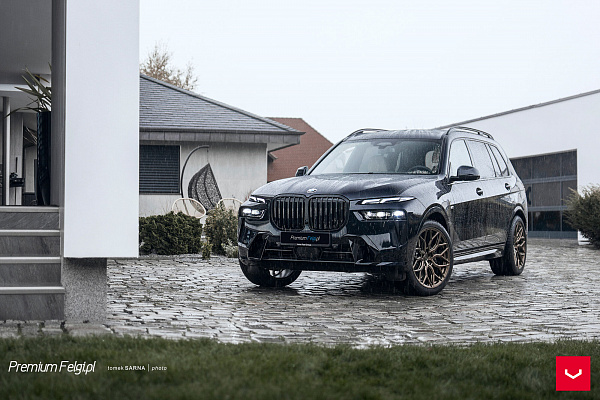 Фото дисков Vossen HF-2 Сатиновая бронза на BMW X7 (G07)