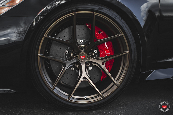 Фото дисков Vossen S21-01 Глянцевая бронза на Audi A/RS 6 (C8)