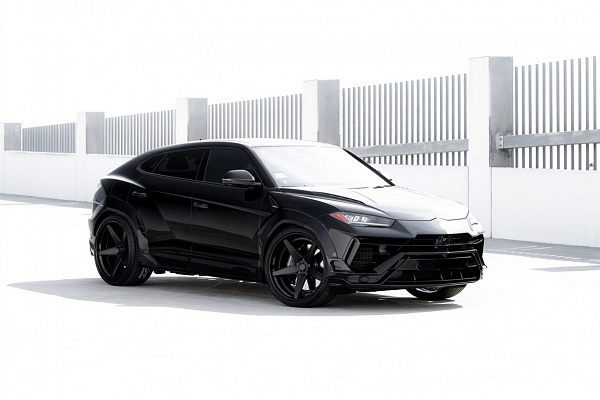 Фото дисков Anrky RS5.3 Черный сатин на Lamborghini Urus