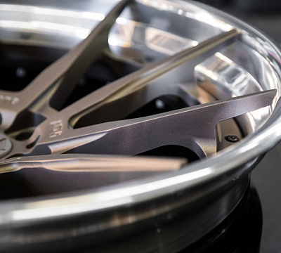 ADV.1 ADV10 Track Spec CS