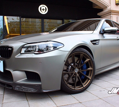 Фото дисков HRE P204 на BMW 5/M5 (F10)