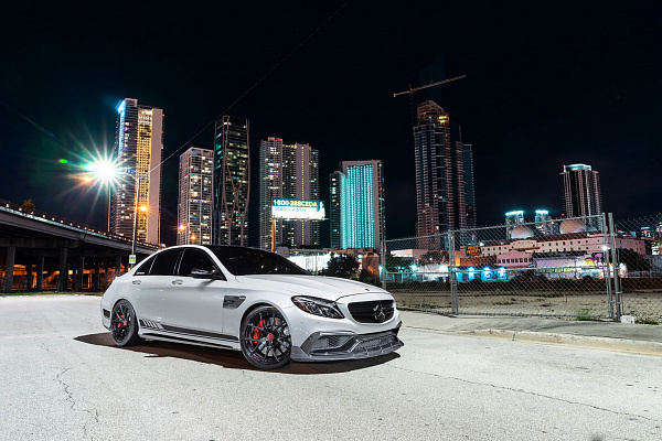 Фото дисков Strasse Wheels SM5R Deep Concave Monoblock Другой цвет на Mercedes-Benz C-Class (W204)