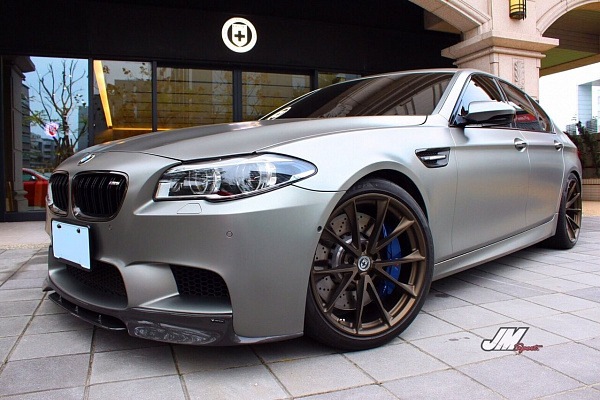Фото дисков HRE P204 Сатиновая бронза на BMW 5/M5 (F10)