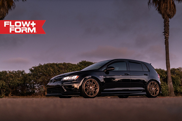 Фото дисков HRE FF10 Сатиновая темная медь на Volkswagen Golf VIII