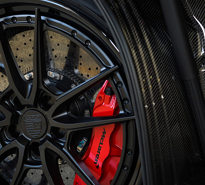 Фото дисков Anrky AN34 на McLaren 12C