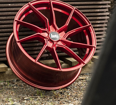 Bola B25