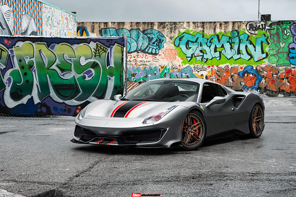 Ferrari 488 Pista