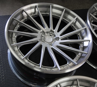 ADV.1 ADV15R Track Spec CS