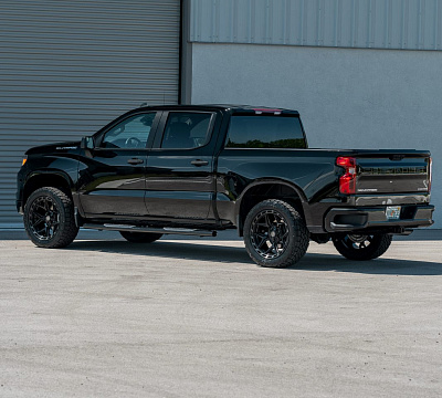 Фото дисков 4PLAY 4P55 на Chevrolet Silverado IV