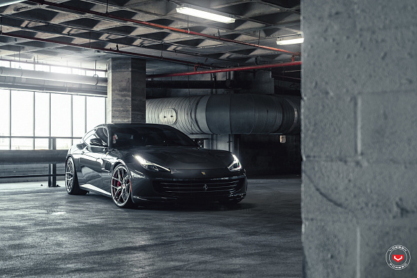 Фото дисков Vossen S21-01 Полированный лак на Ferrari GTC4Lusso