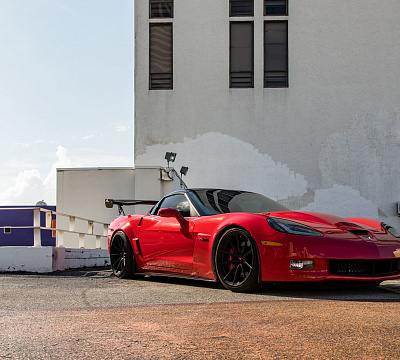 Фото дисков Vossen M-X2 на Chevrolet Corvette C6