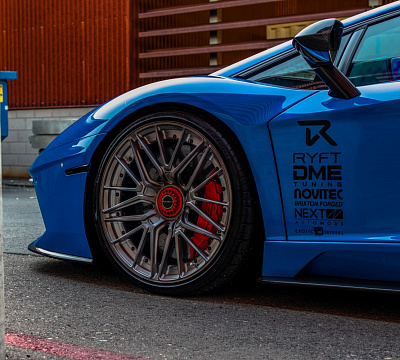Фото дисков Brixton Forged VL4 на Lamborghini Aventador