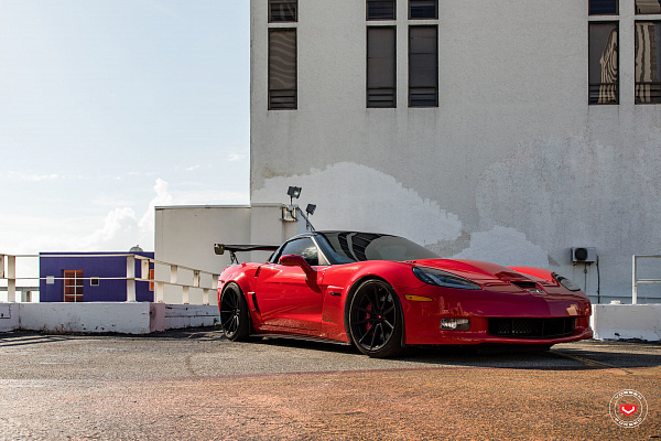 Фото дисков Vossen M-X2 Черный сатин на Chevrolet Corvette C6