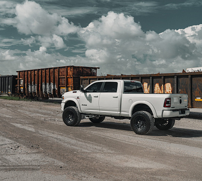 Фото дисков Vossen HFX-1 (8-Lug) на Ram 1500 V