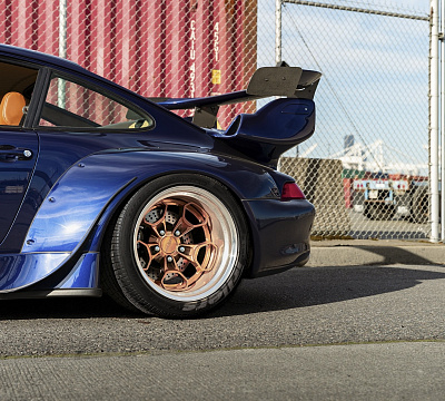 Фото дисков Rotiform HUR на Porsche 911 II
